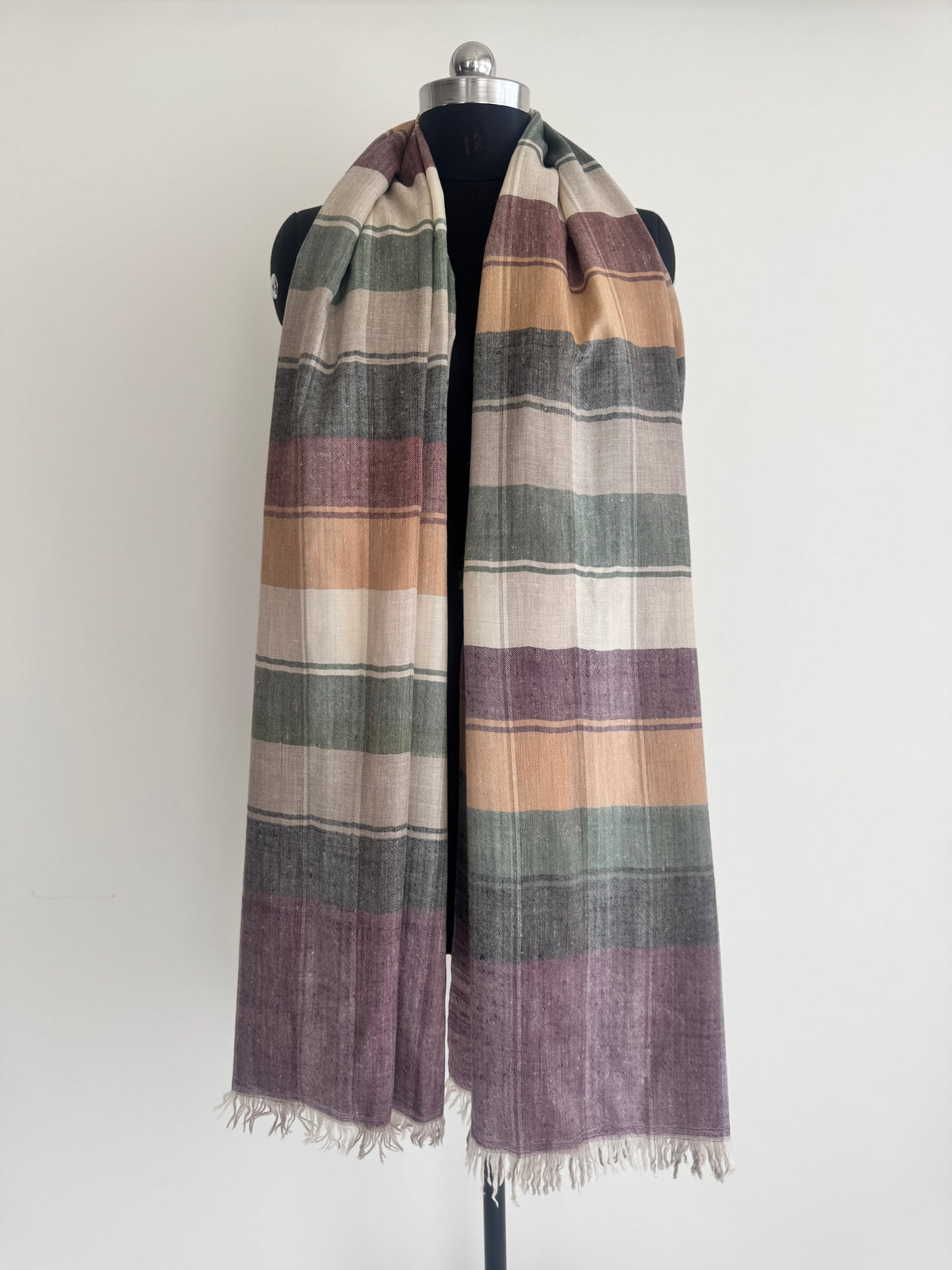 Pashmina Handloom woven check shawl size 100 x 200 Cm