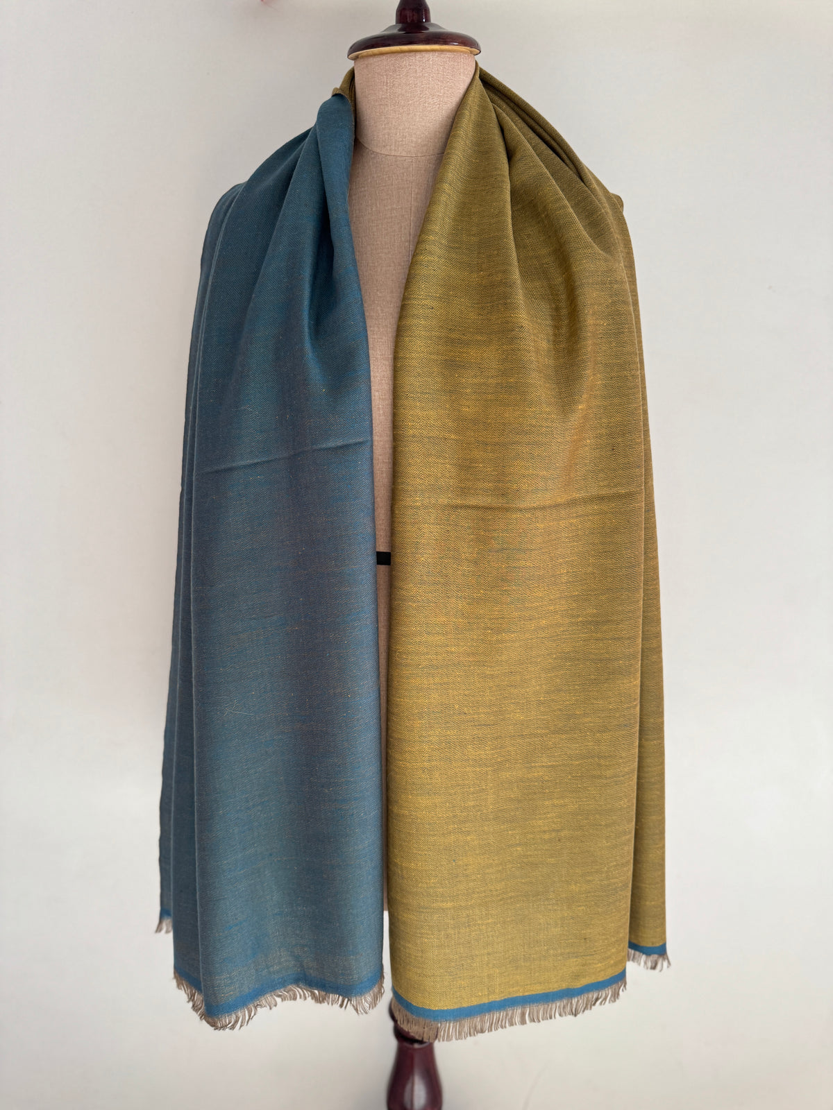Pashmina Reversible Handloom stole