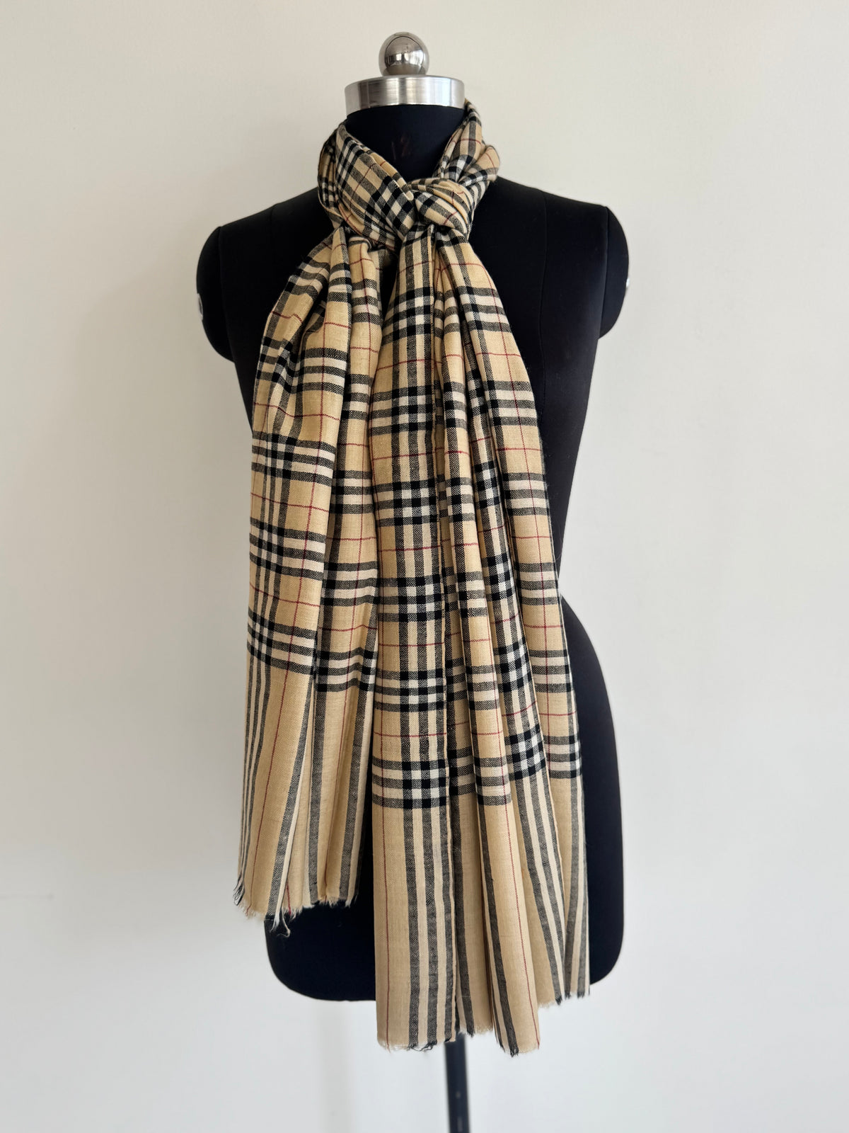 Pashmina Handloom woven check shawl size 100 x 200 Cm