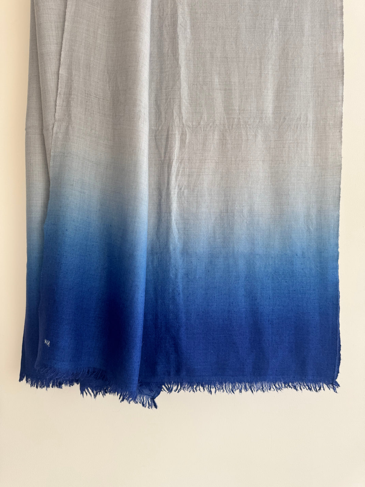 Pashmina Handloom woven ombre shawl size 100 x 200 Cm