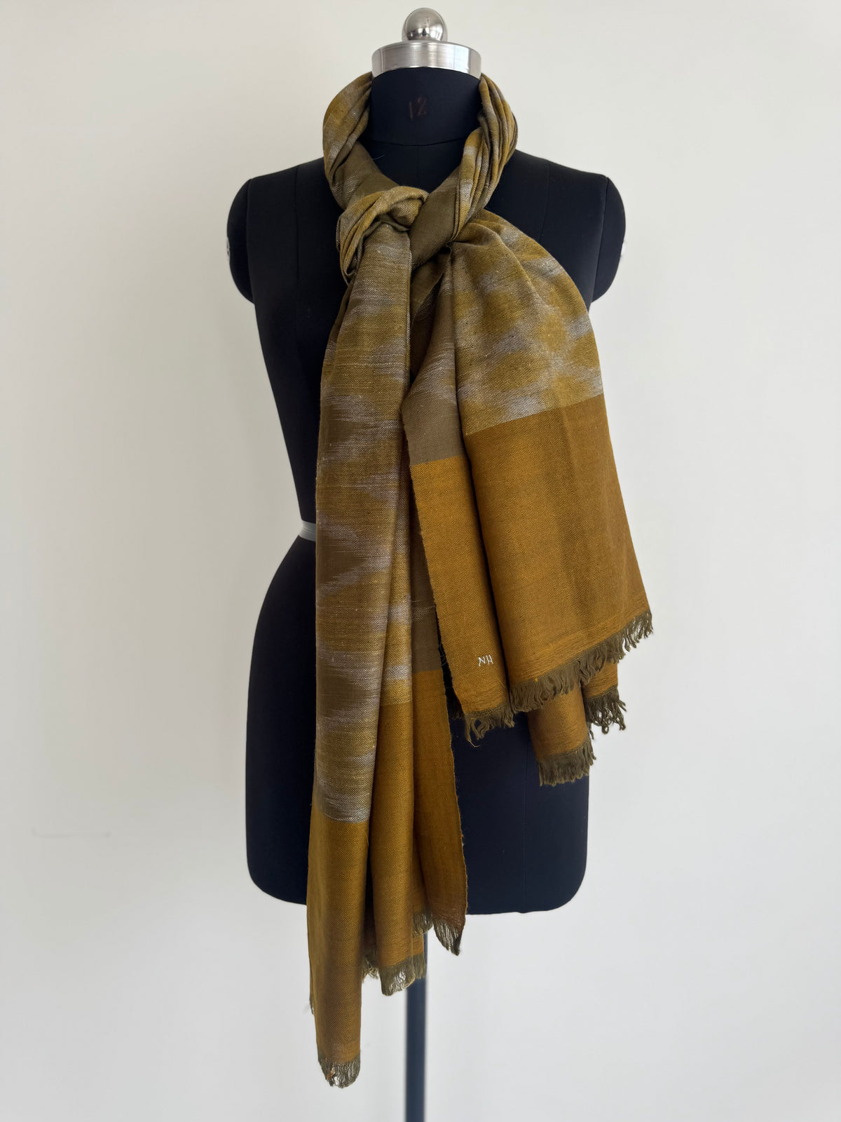 Pashmina Handloom woven ikat shawl size 100 x 200 Cm