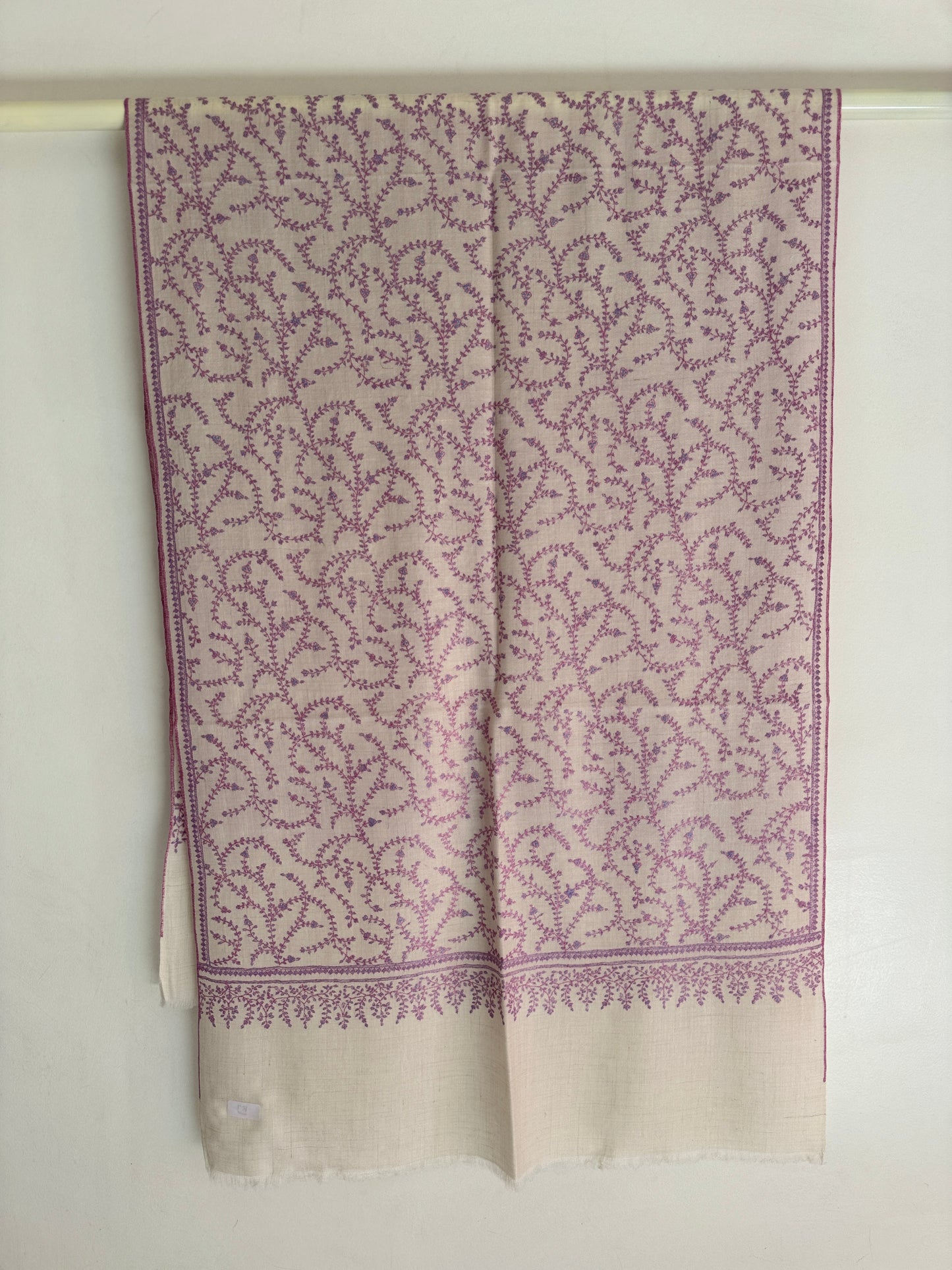 Sozni Ivory Hand Embroidery Pashmina stole