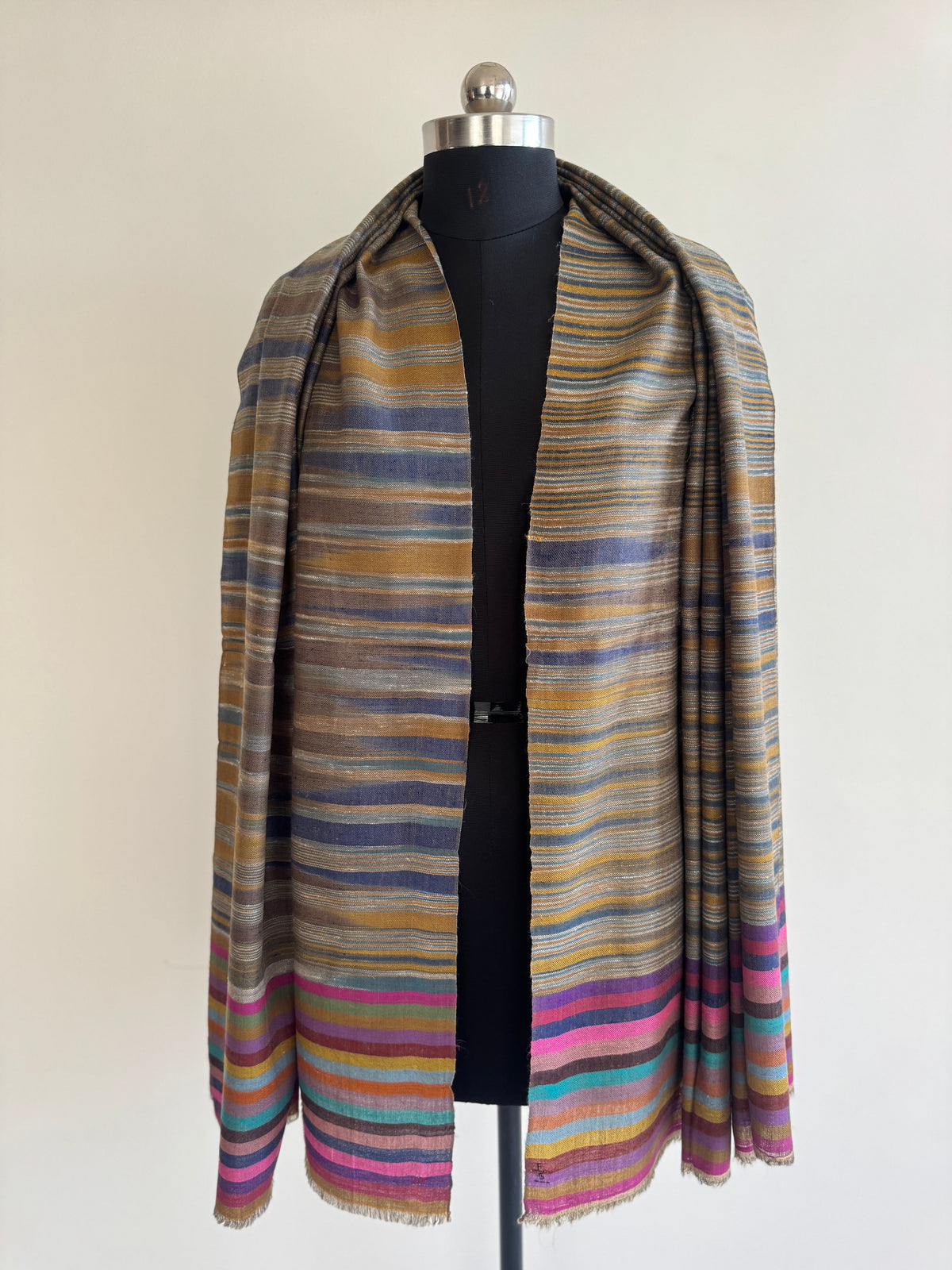 Pashmina Handloom woven ikat shawl size 100 x 200 Cm