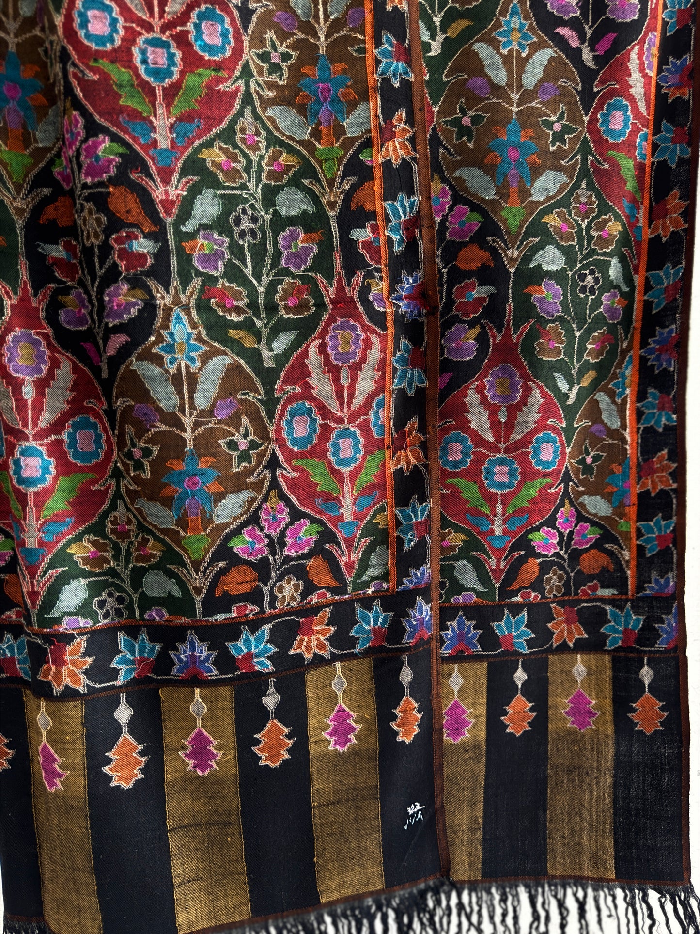 Kani Gulzar Jamawar Hand Woven Pashmina Large Shawl Black