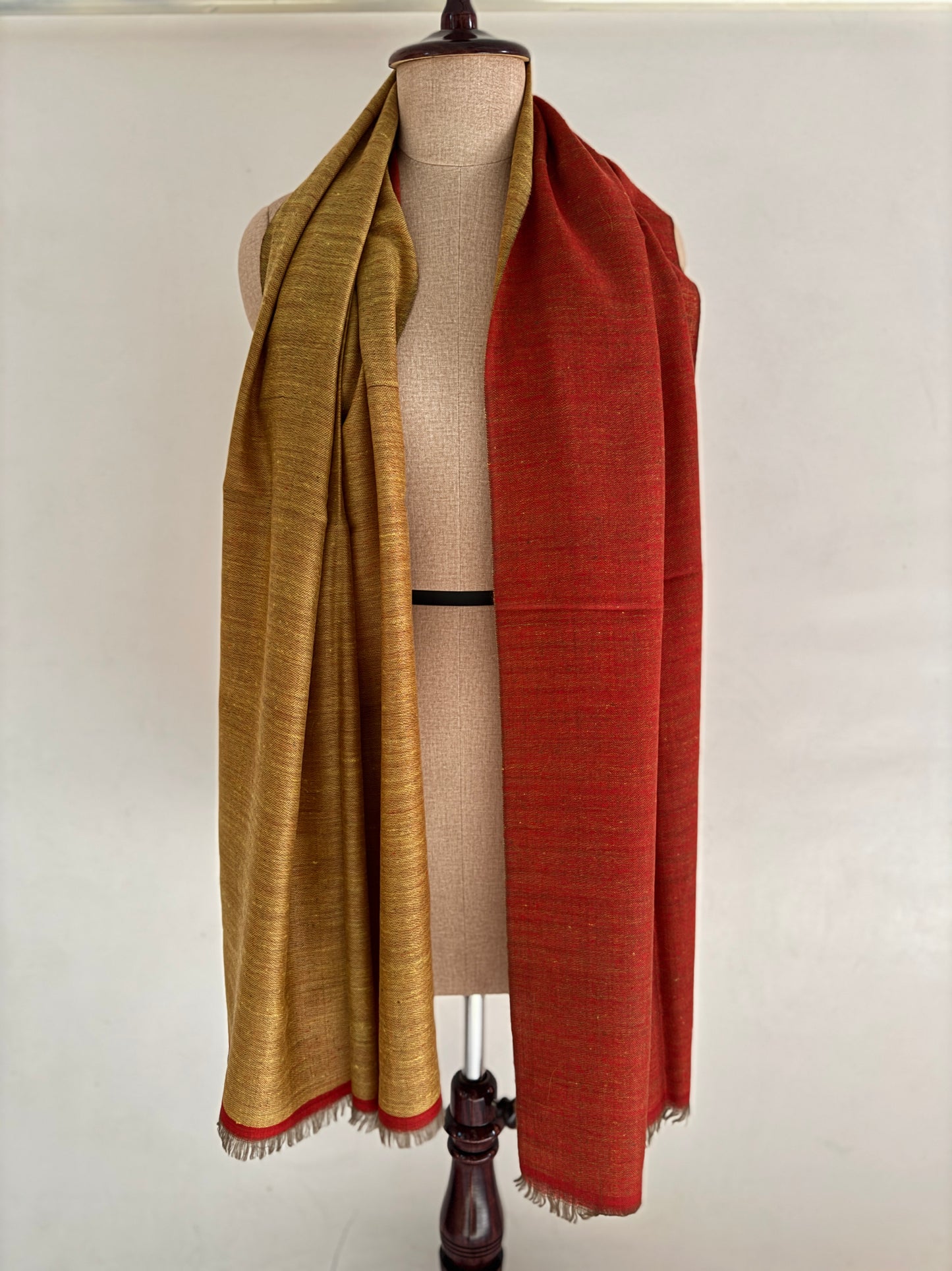 Pashmina Reversible Handloom stole