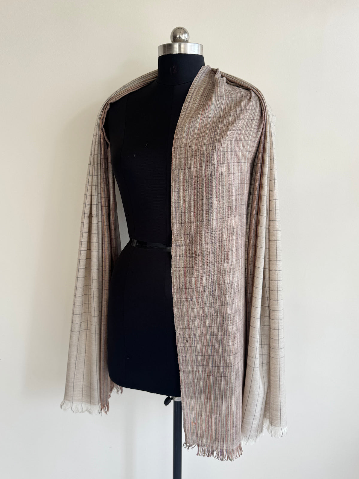 Pashmina Handloom woven check shawl size 100 x 200 Cm