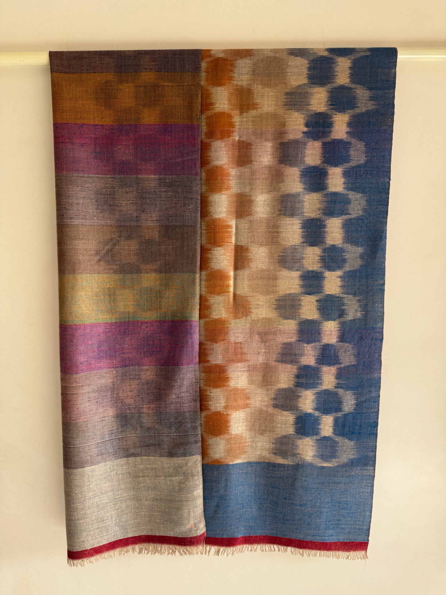 Pashmina Handloom woven Ikat Reversible shawl size 100 x 200 Cm