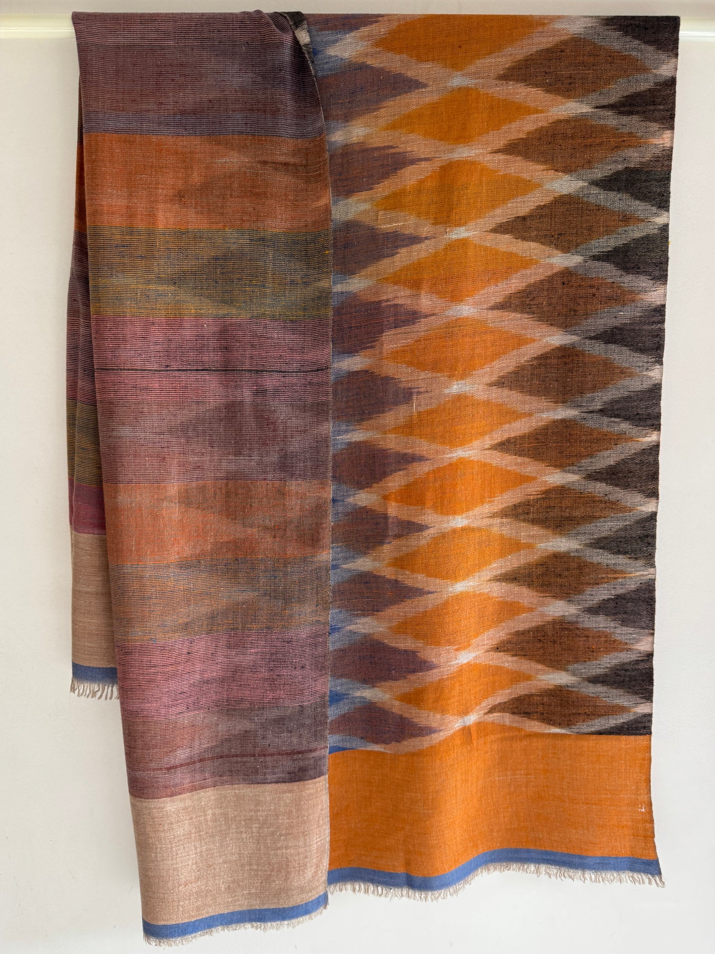 Pashmina Handloom woven Ikat Reversible shawl size 100 x 200 Cm