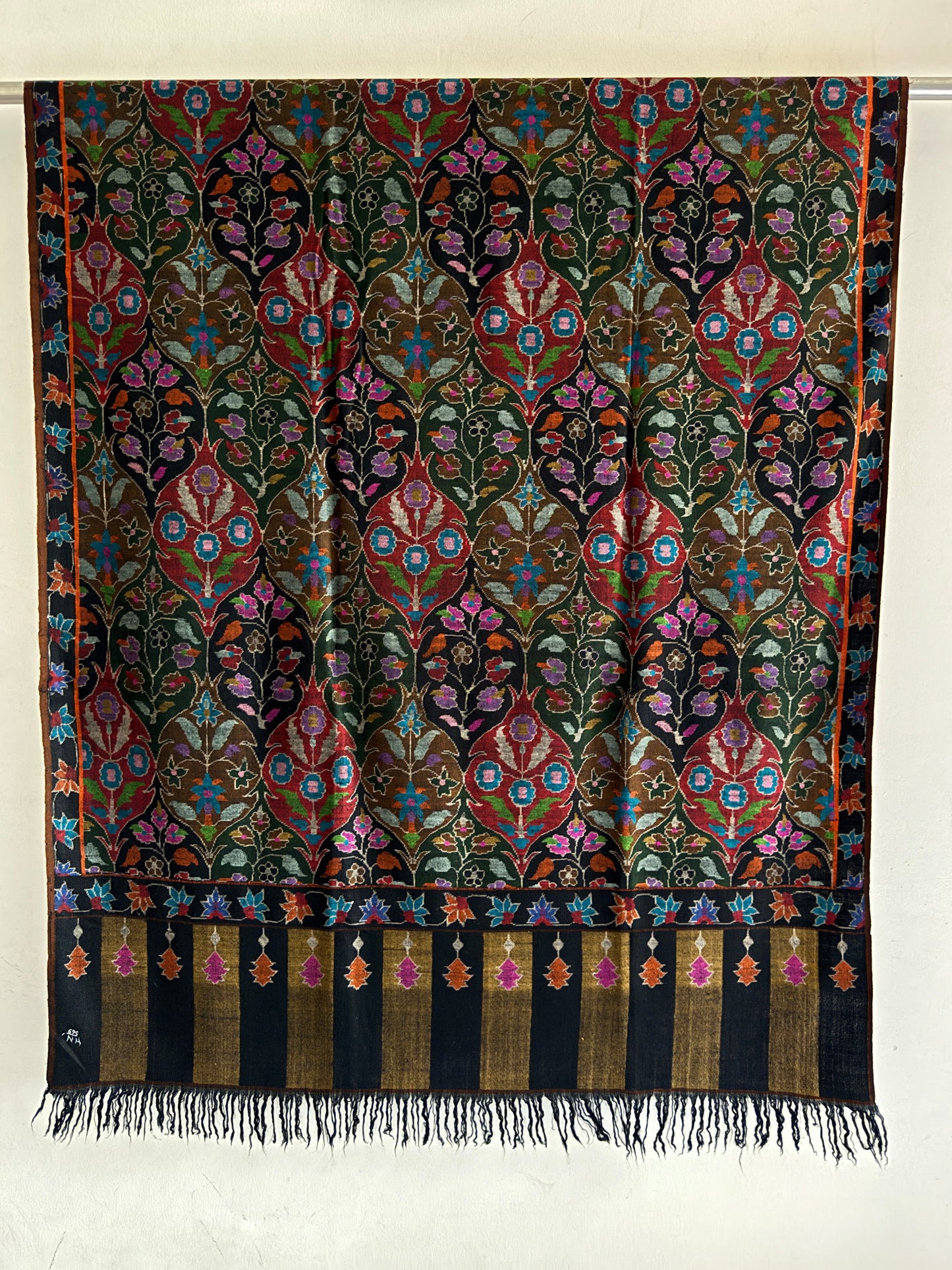 Kani Gulzar Jamawar Hand Woven Pashmina Large Shawl Black