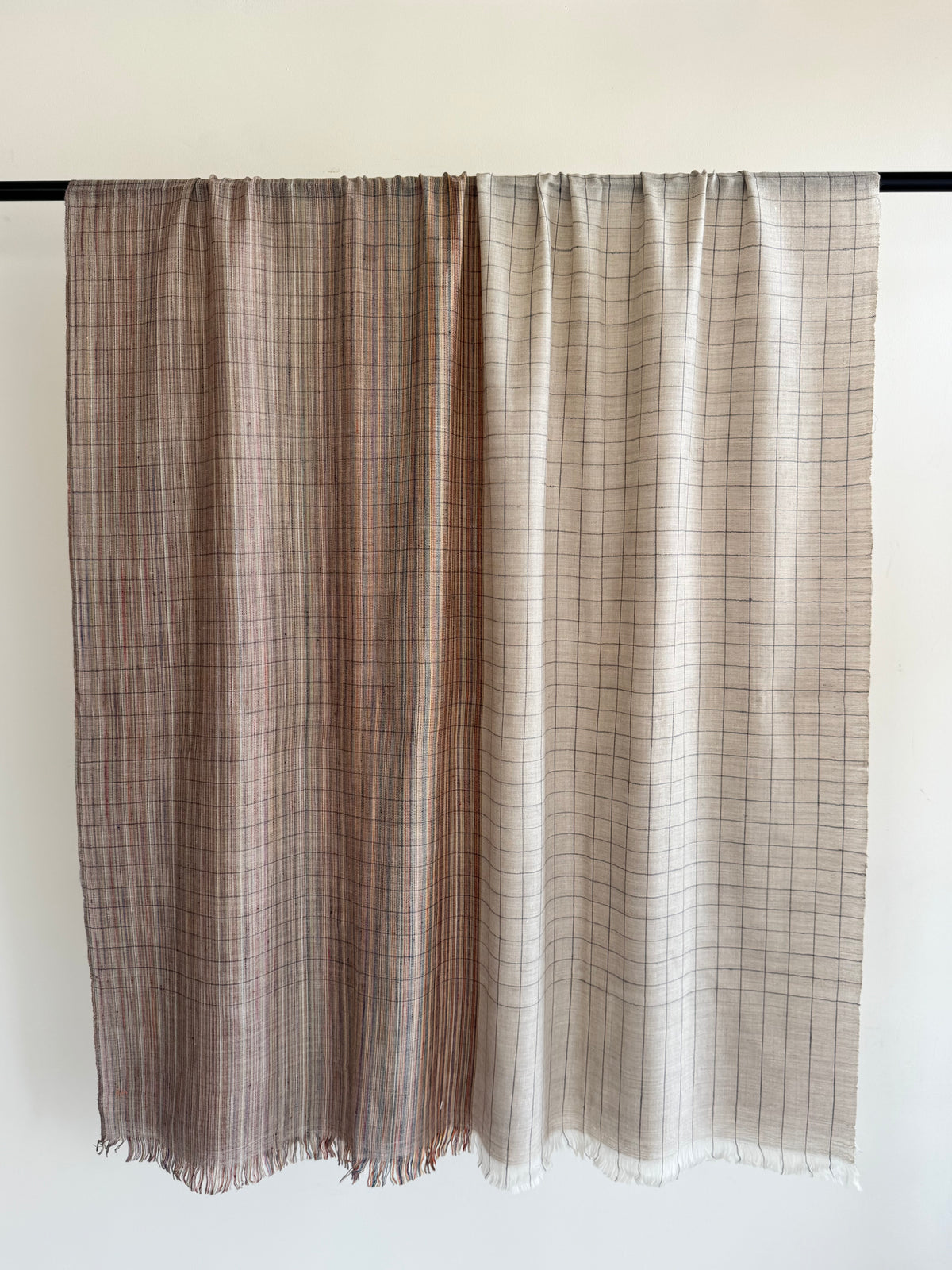 Pashmina Handloom woven check shawl size 100 x 200 Cm