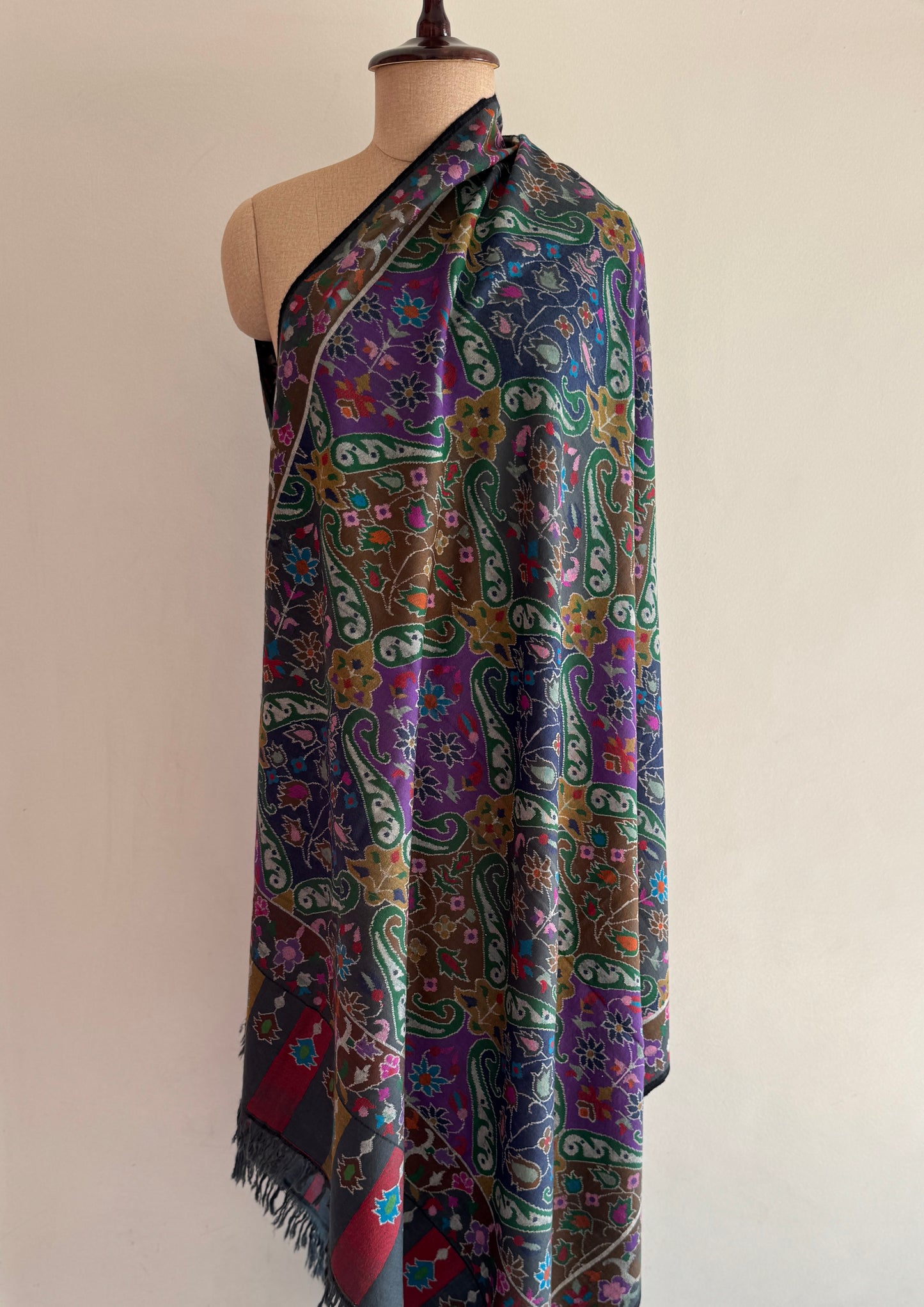 Kani Jamawar Shawl – Pure Handloom Pashmina