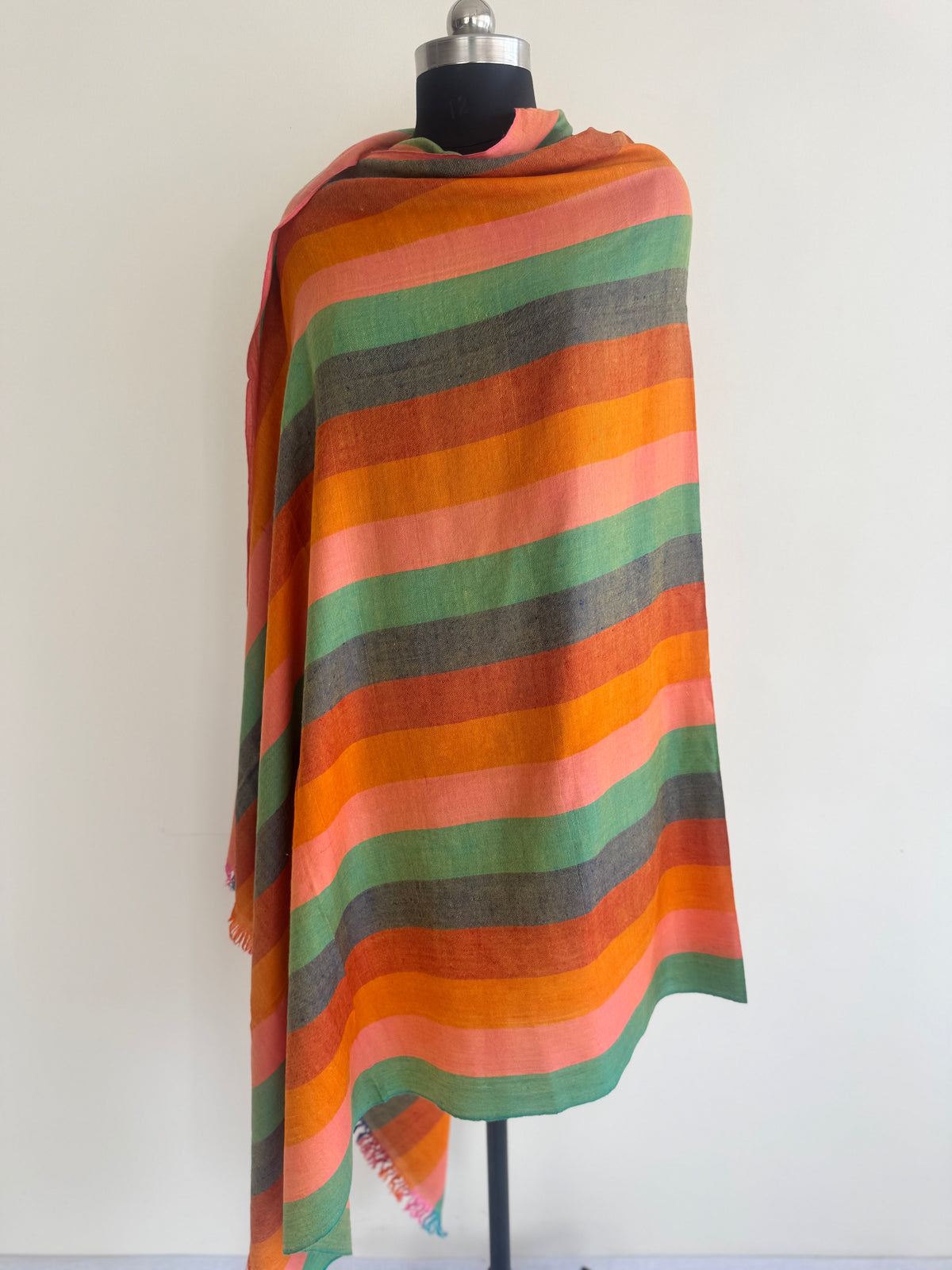 Pashmina Handloom woven check shawl size 100 x 200 Cm