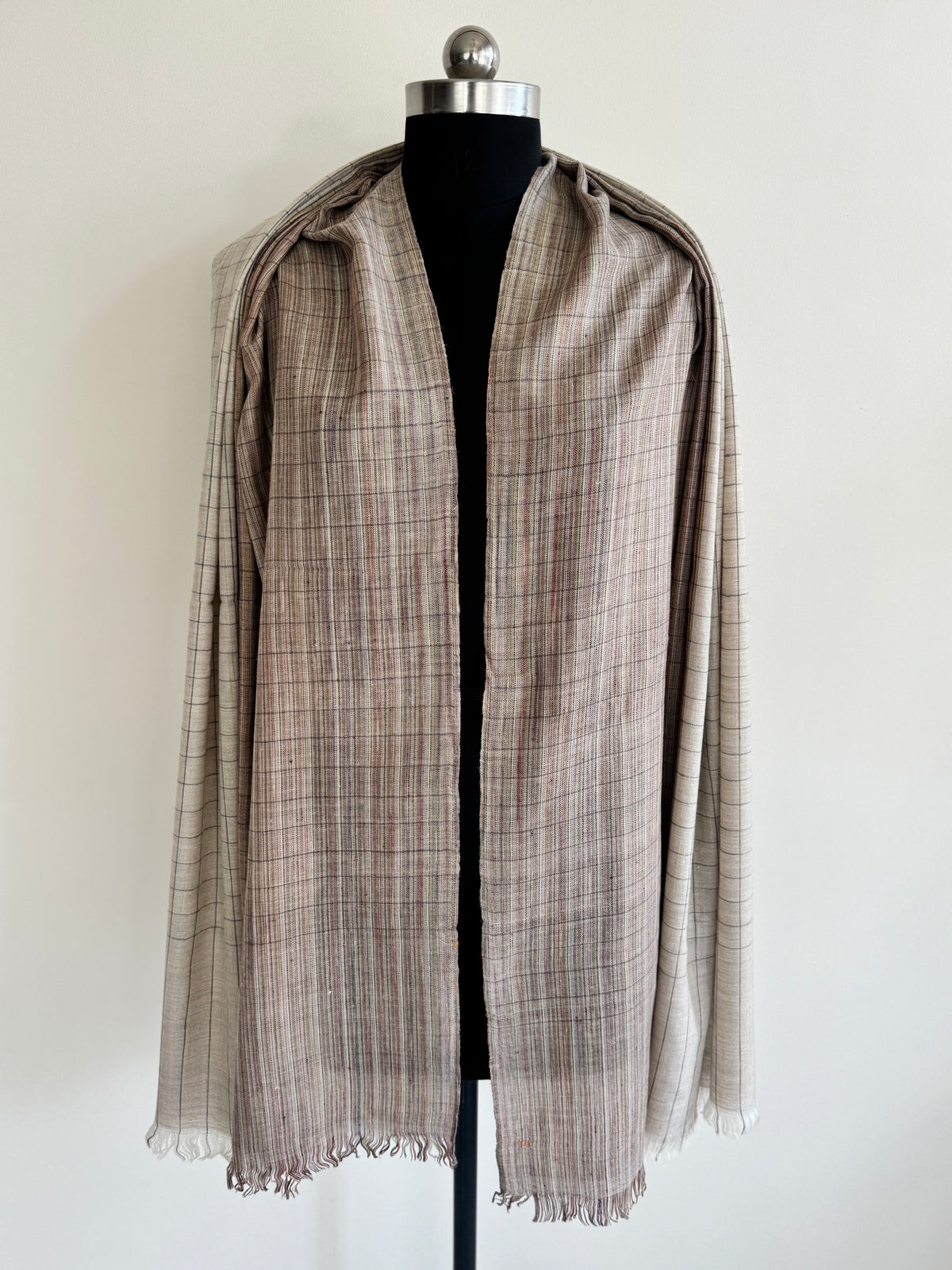 Pashmina Handloom woven check shawl size 100 x 200 Cm