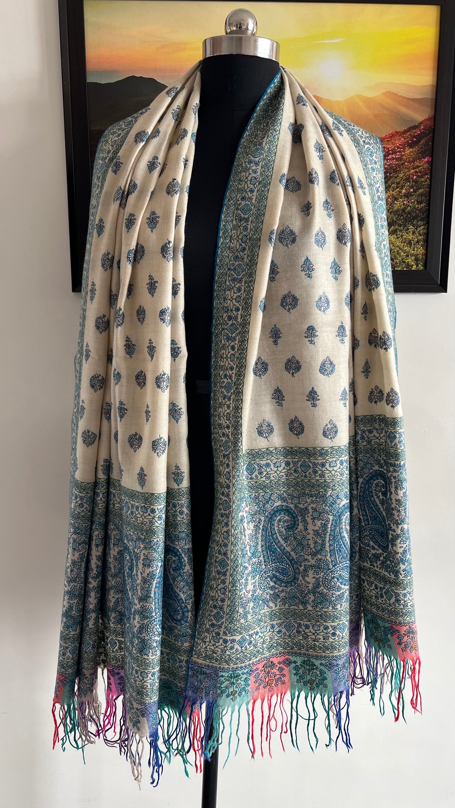 Timeless Sozni Hand embroidery on Ivory Pure Pashmina Shawl