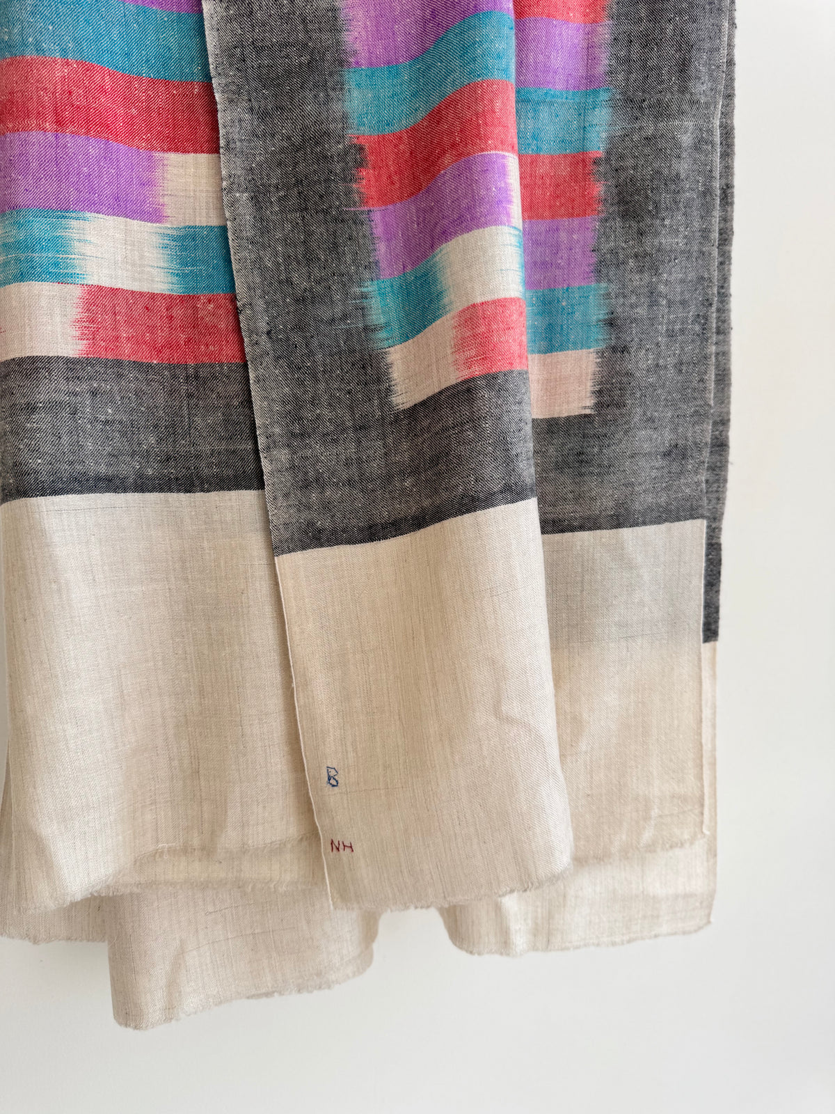 Pashmina Handloom woven ikat shawl size 100 x 200 Cm