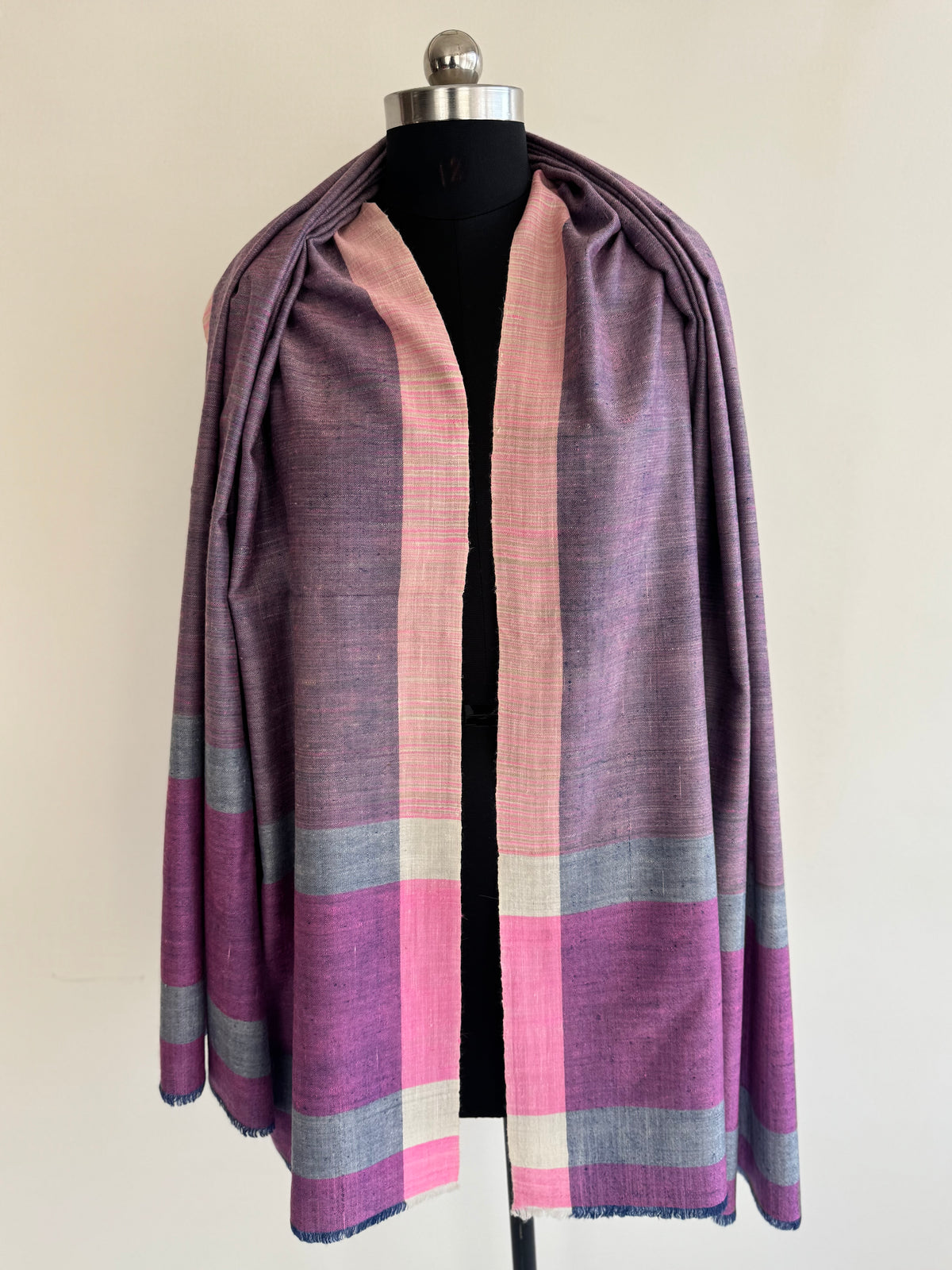 Pashmina Handloom woven check shawl size 100 x 200 Cm