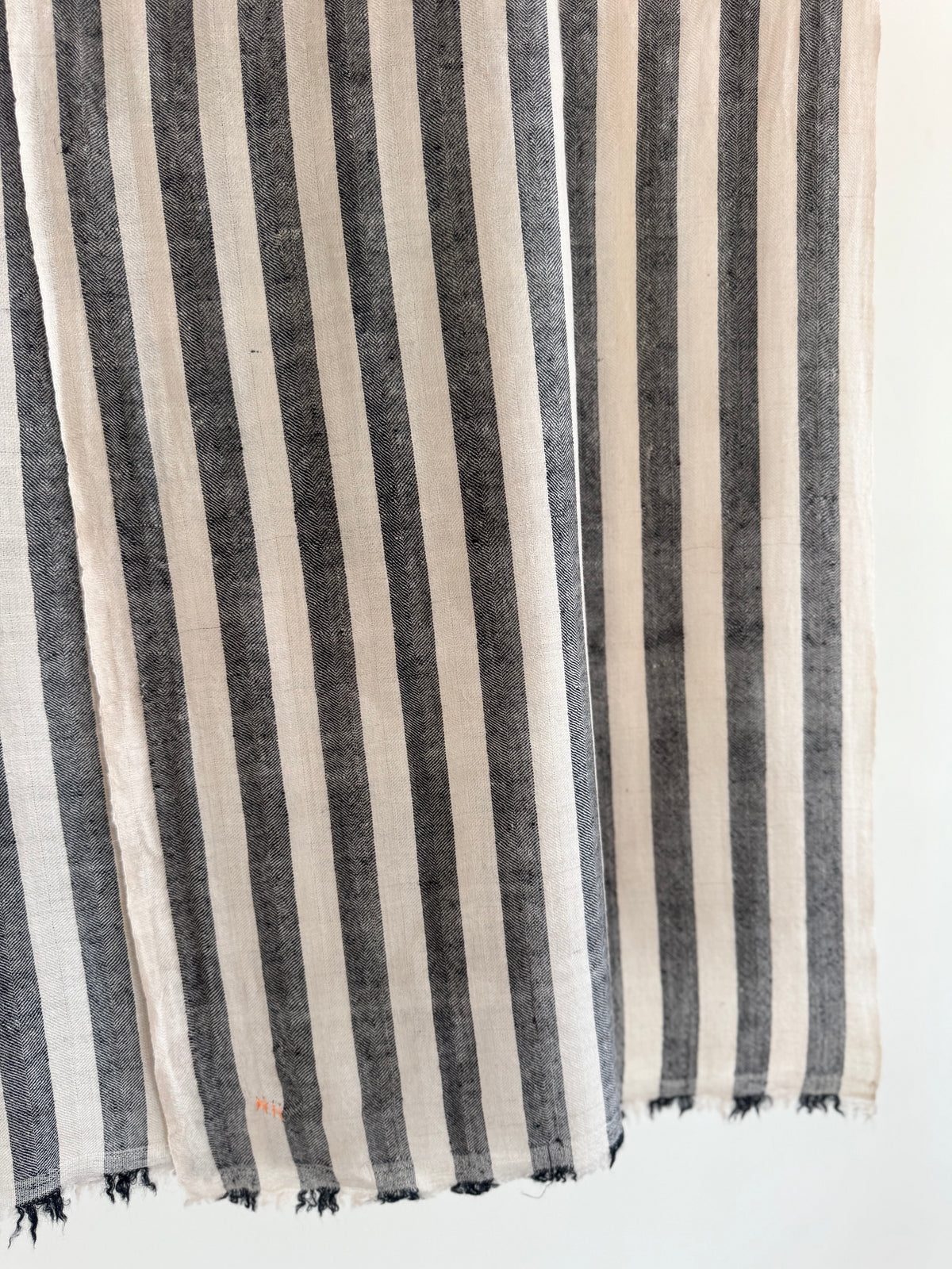 Pashmina Handloom woven strips shawl size 100 x 200 Cm