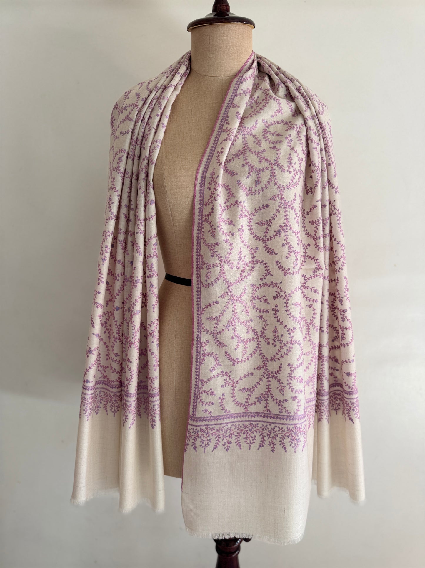 Sozni Ivory Hand Embroidery Pashmina stole