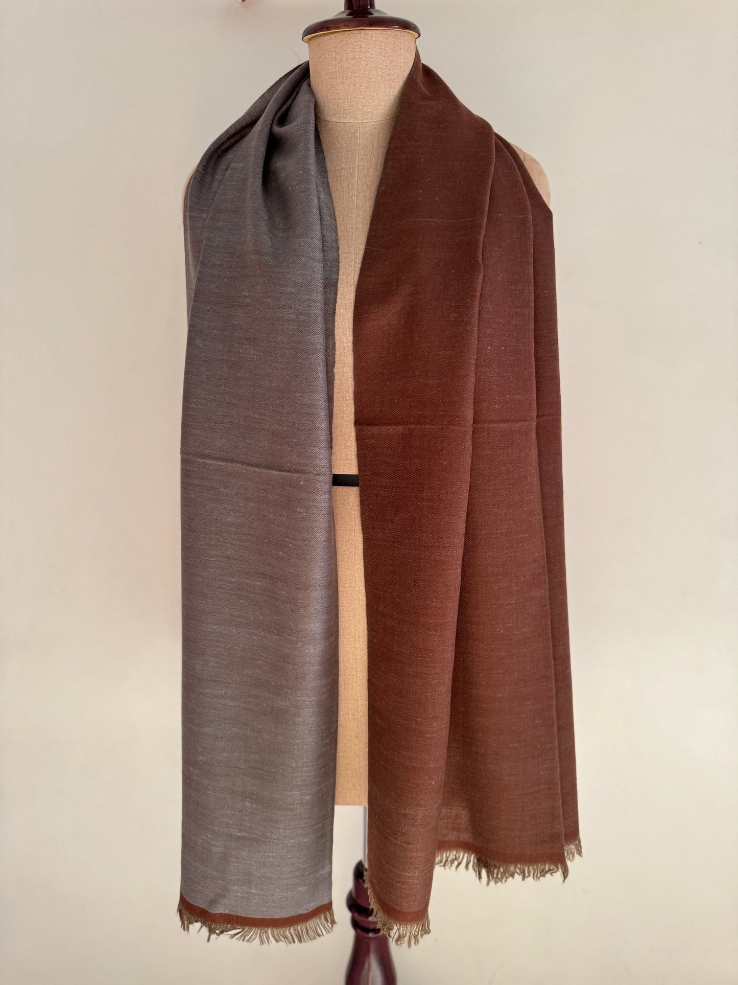 Pashmina Reversible Handloom stole