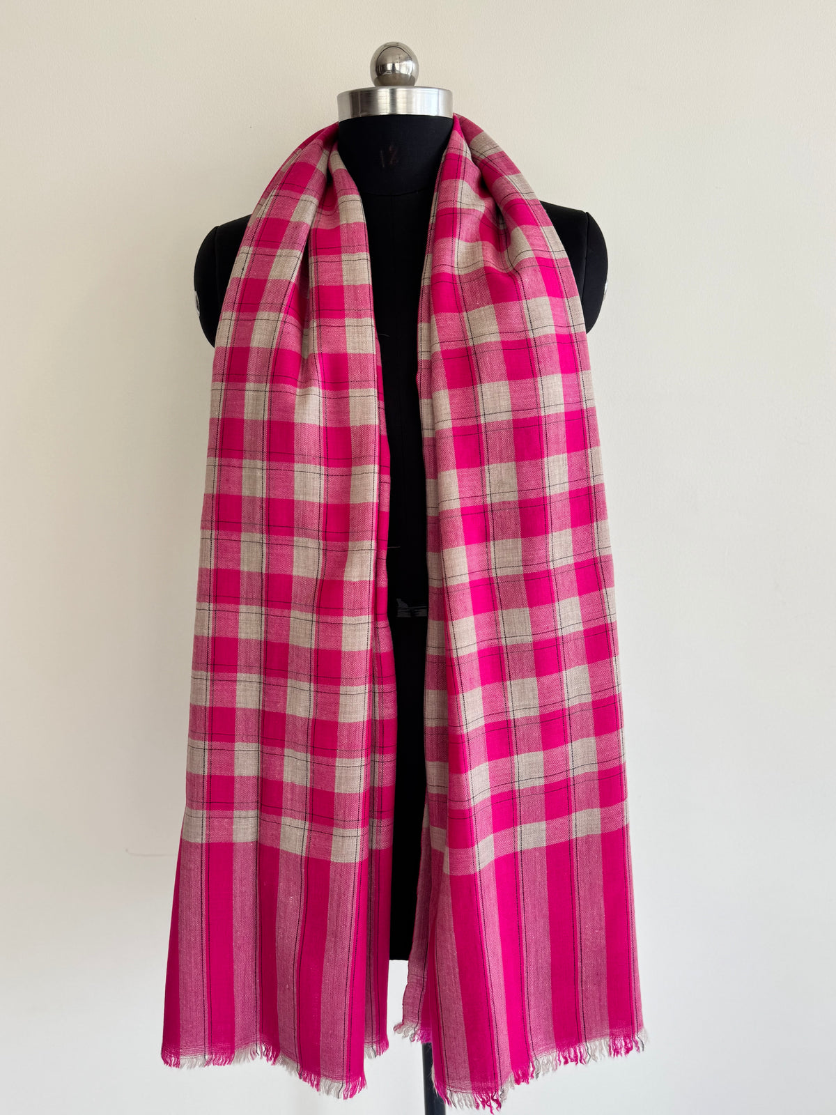 Pashmina Handloom woven check shawl size 100 x 200 Cm